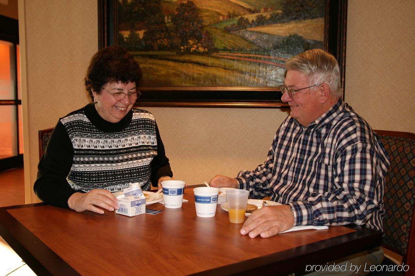 Hampton Inn Gretna - Smith Mountain Lake Restoran gambar