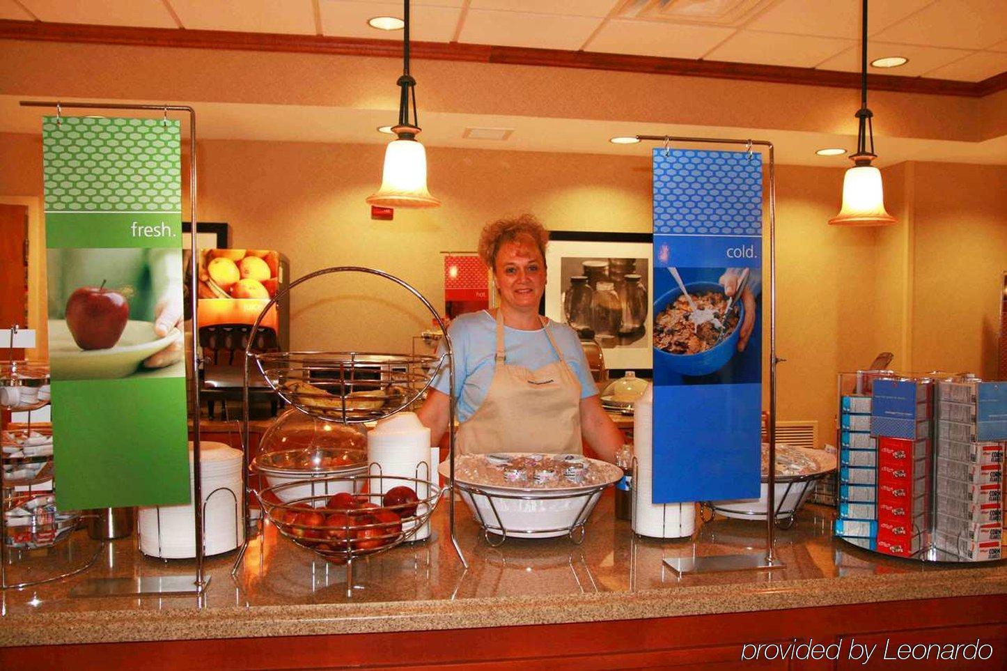 Hampton Inn Gretna - Smith Mountain Lake Restoran gambar